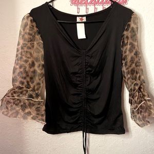 Leopard Sleeve Top